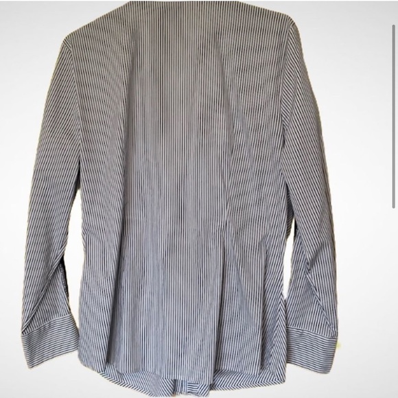 Tie front button up blouse - Picture 3 of 5